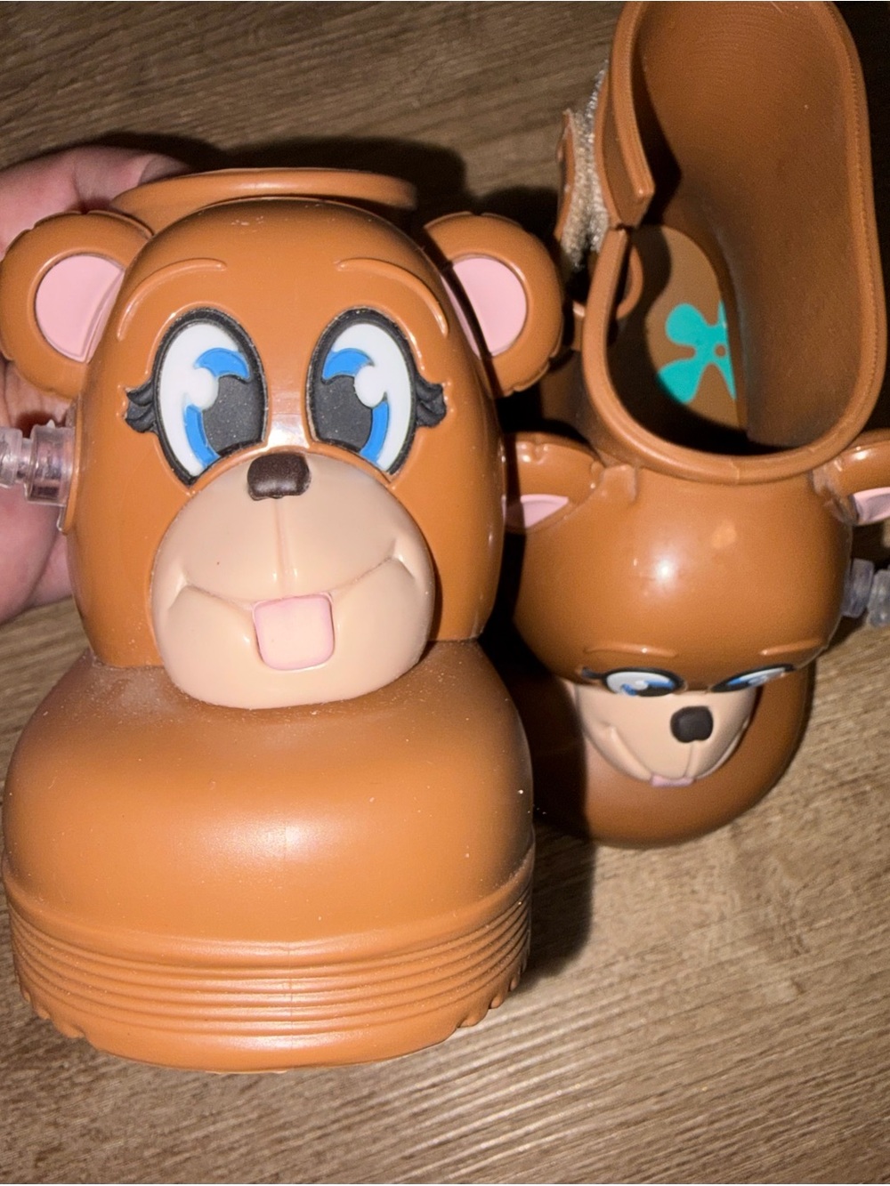 Melissa Kids' Tan Bear Clog Shoes
